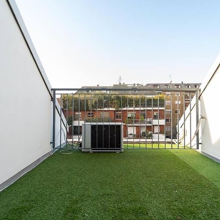 5 Giornate Apt Con Terrazzo E Garage Privato Milano Dış mekan fotoğraf