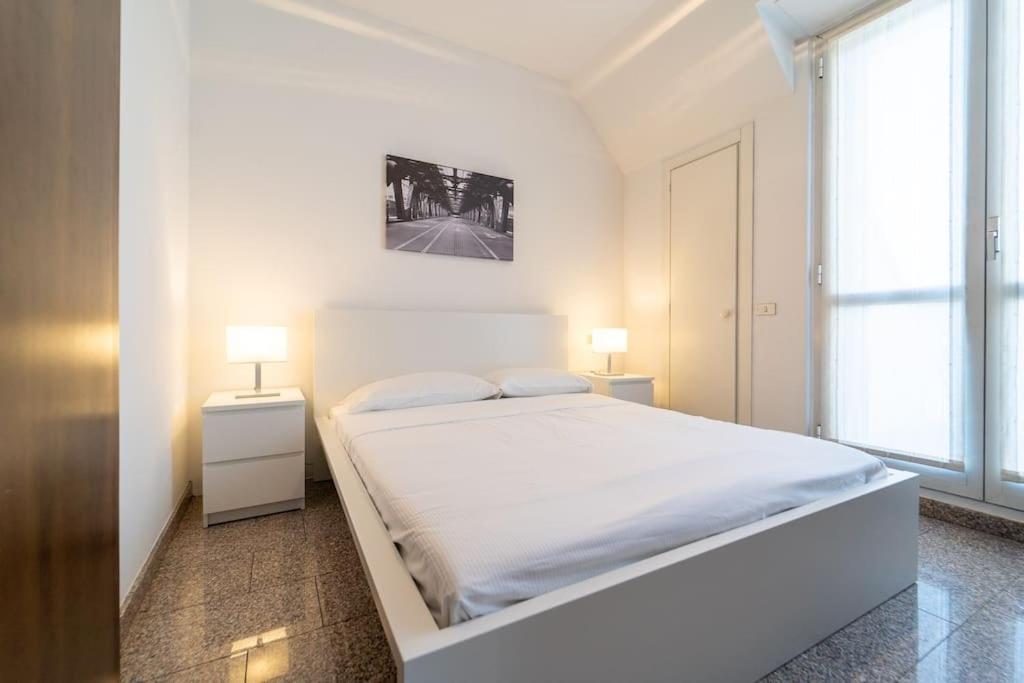 5 Giornate Apt Con Terrazzo E Garage Privato Milano Dış mekan fotoğraf